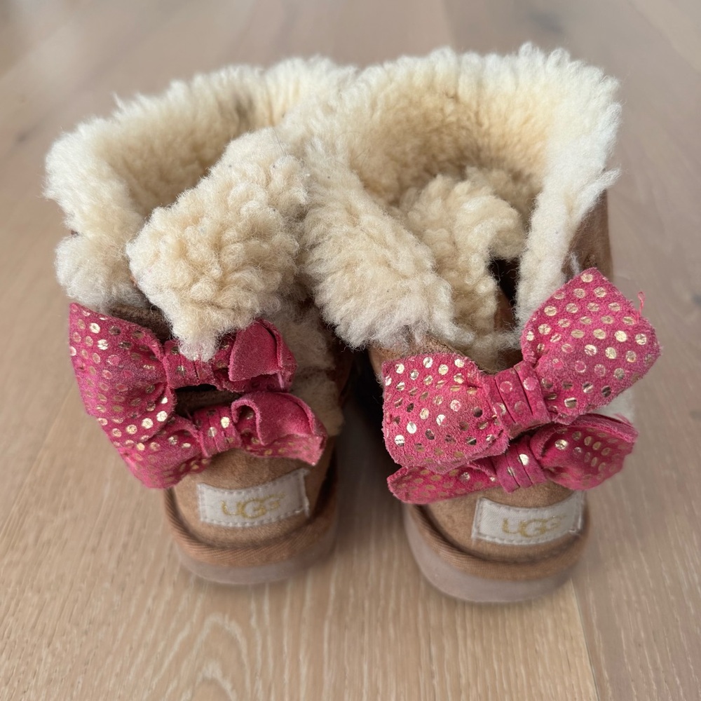 UGG Sheepskin Lined Boots 12C